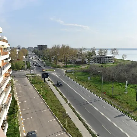 Apartament Vali Summerland Apartmán *